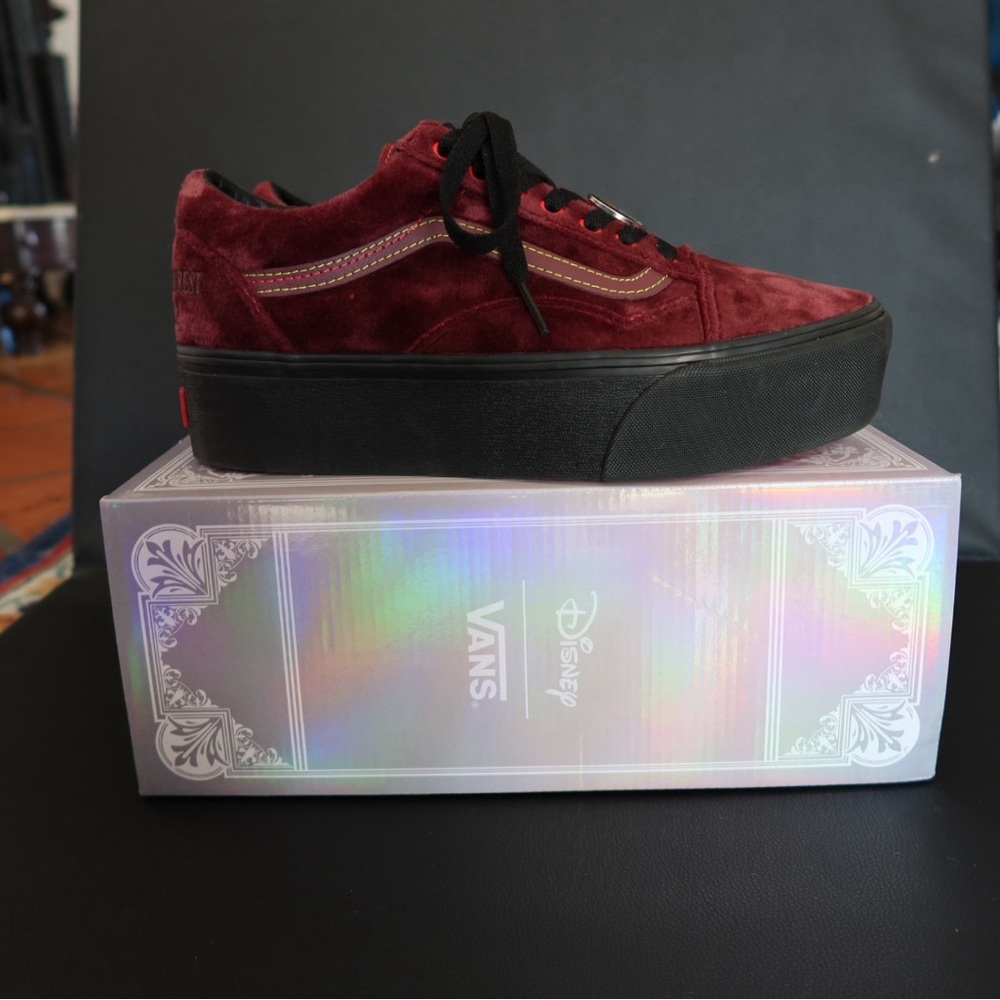 Vans x Disney Snow White